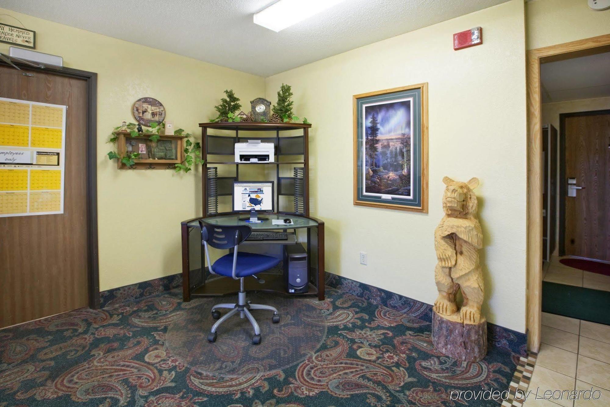 Americas Best Value Inn&Suites Detroit Lakes Exterior foto