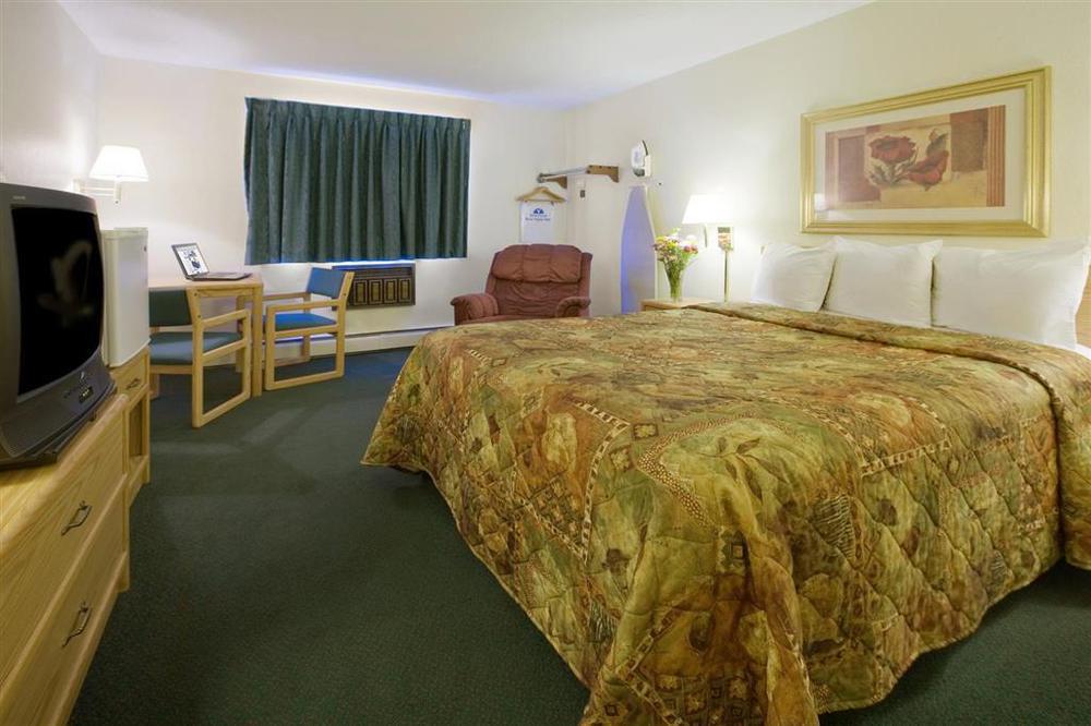 Americas Best Value Inn&Suites Detroit Lakes Zimmer foto